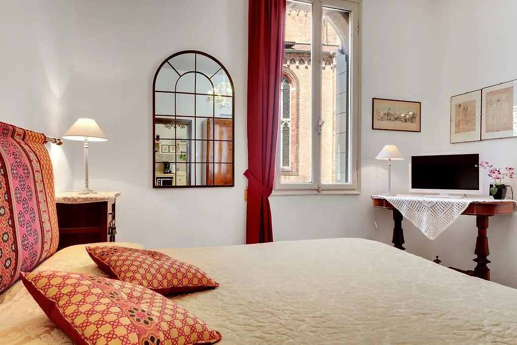 Ca' Badoer Frari Apartment Venice Italy